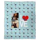 We Love Dachshunds - A Plush Pet Blanket (50” x 60”)